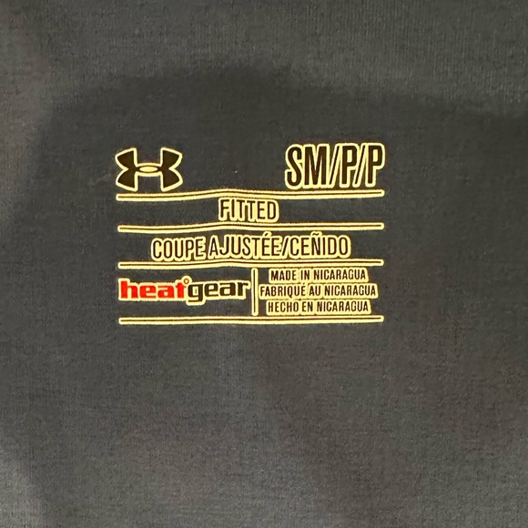 Under Armour Fitted Tank - Picture 3 of 4